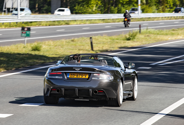 Aston Martin DBS Volante