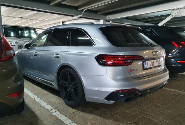 Audi RS4 Avant B9