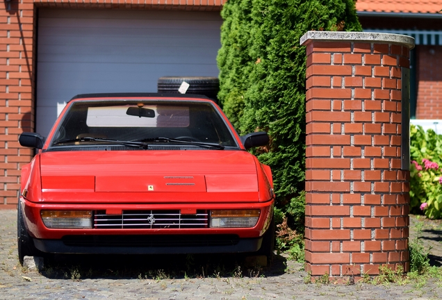 Ferrari Mondial 3.2 Cabriolet