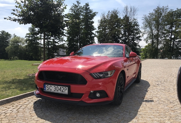 Ford Mustang GT 2015