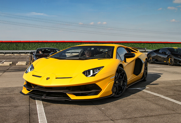 Lamborghini Aventador LP770-4 SVJ