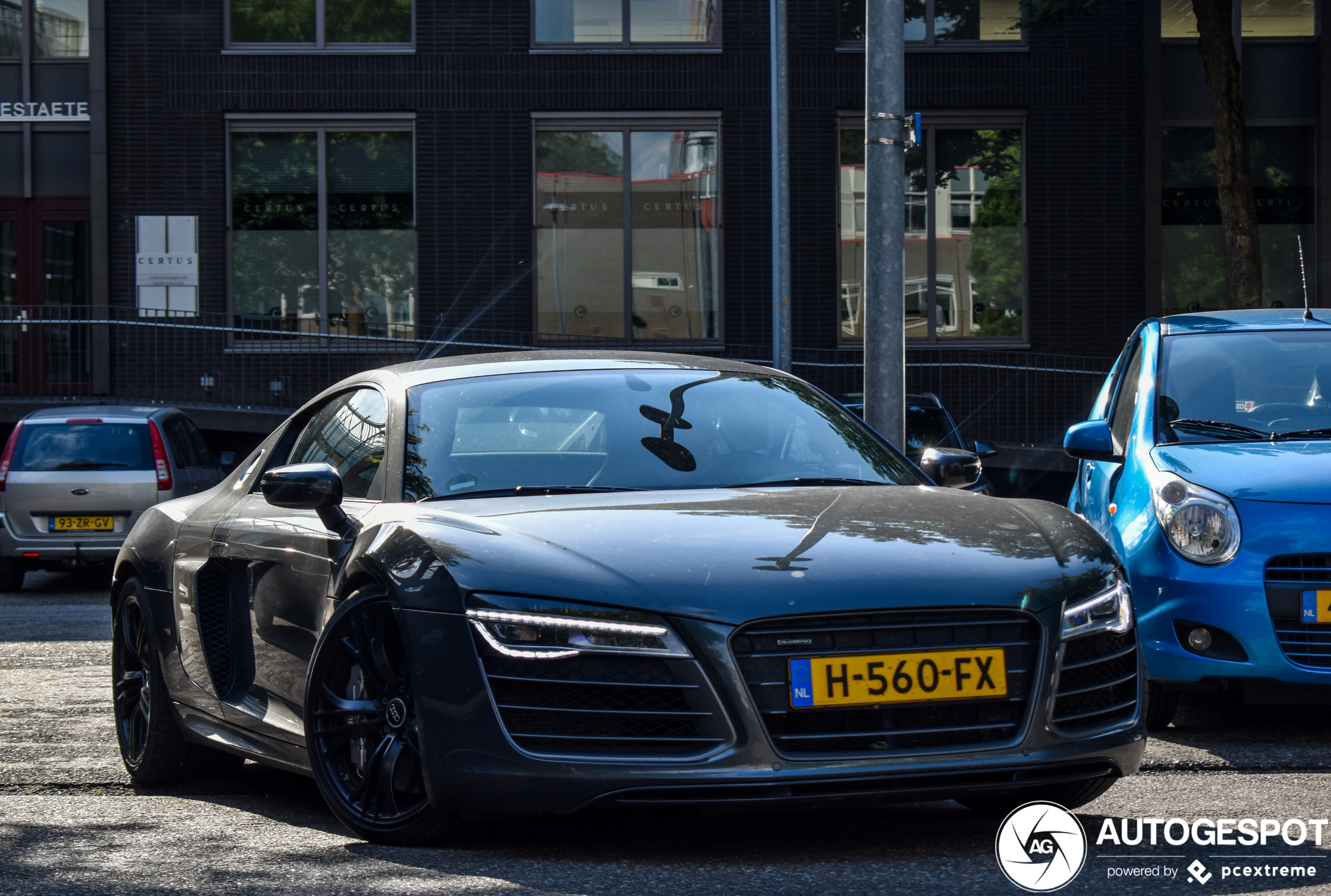 Audi R8 V10 Plus 2013