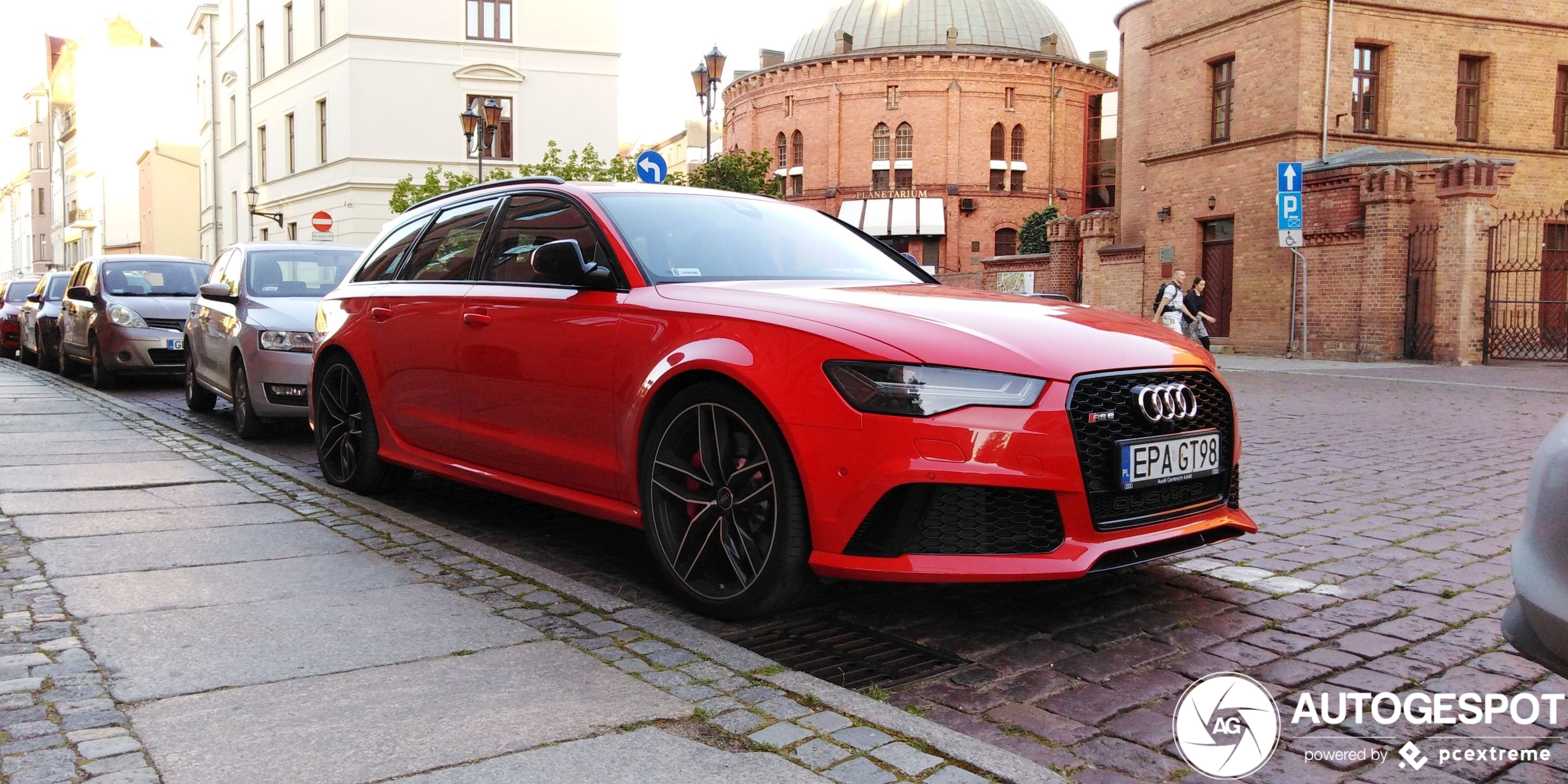 Audi RS6 Avant C7 2015