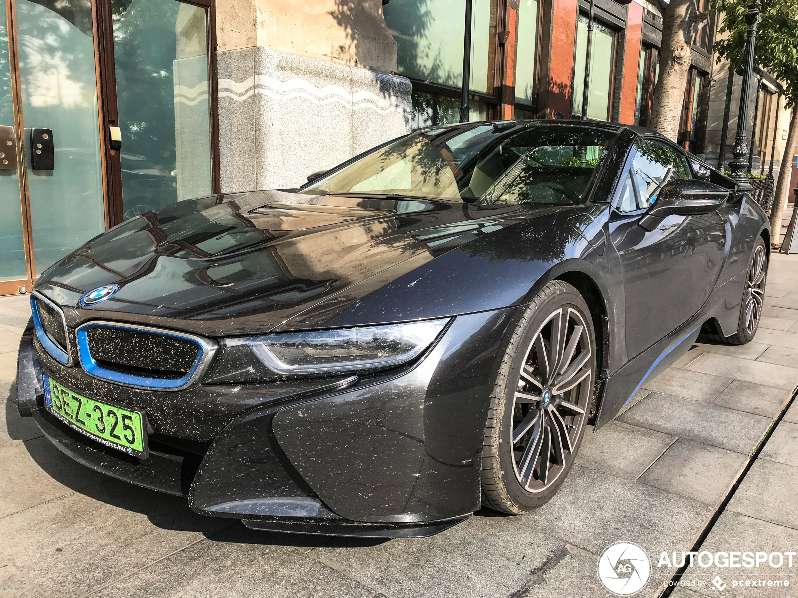 BMW i8 Roadster