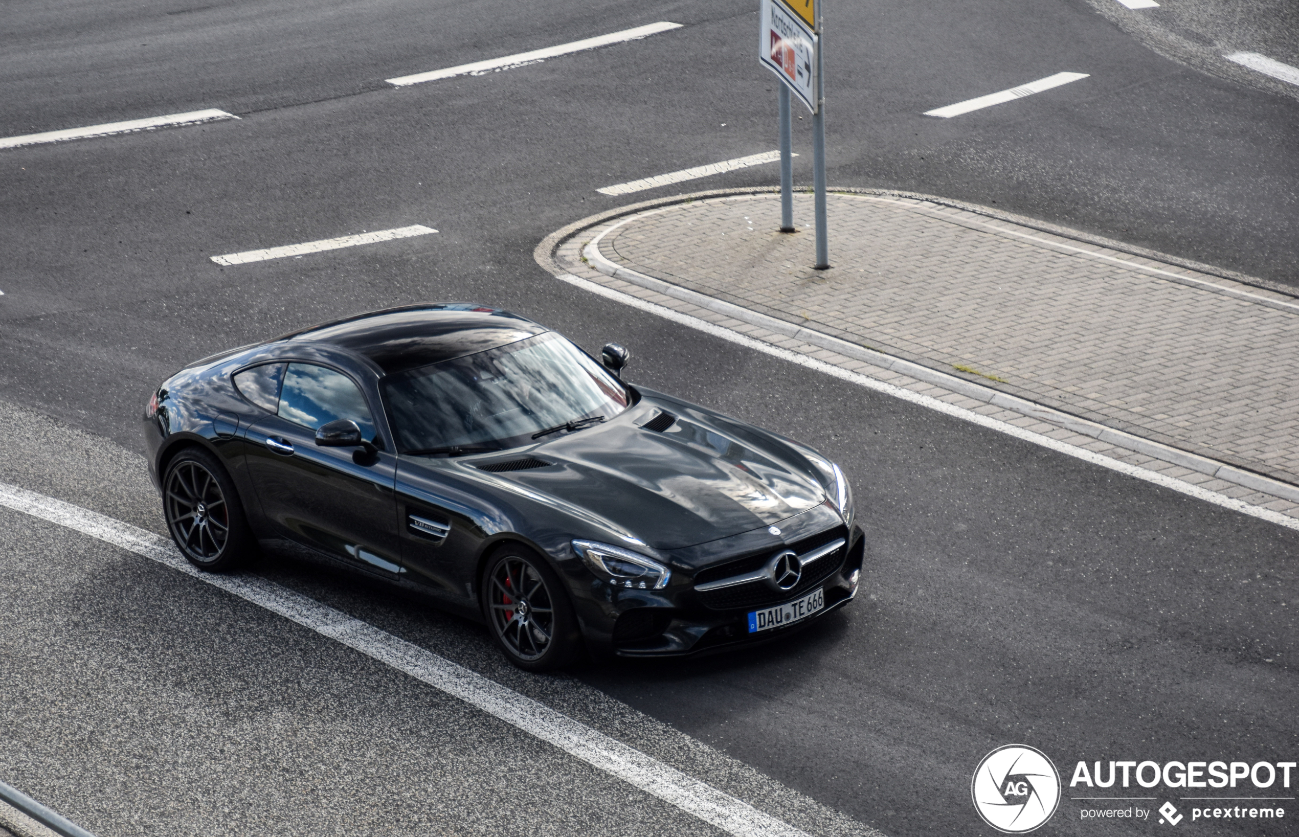 Mercedes-AMG GT S C190