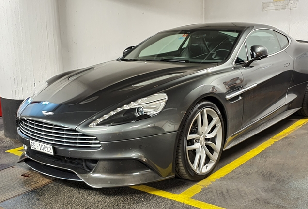 Aston Martin Vanquish 2013