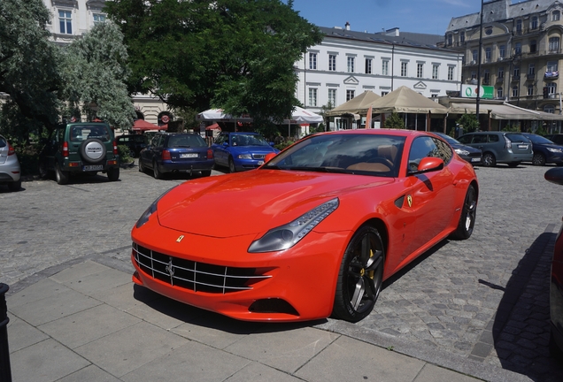 Ferrari FF