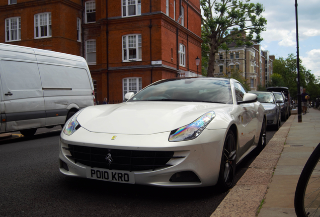 Ferrari FF