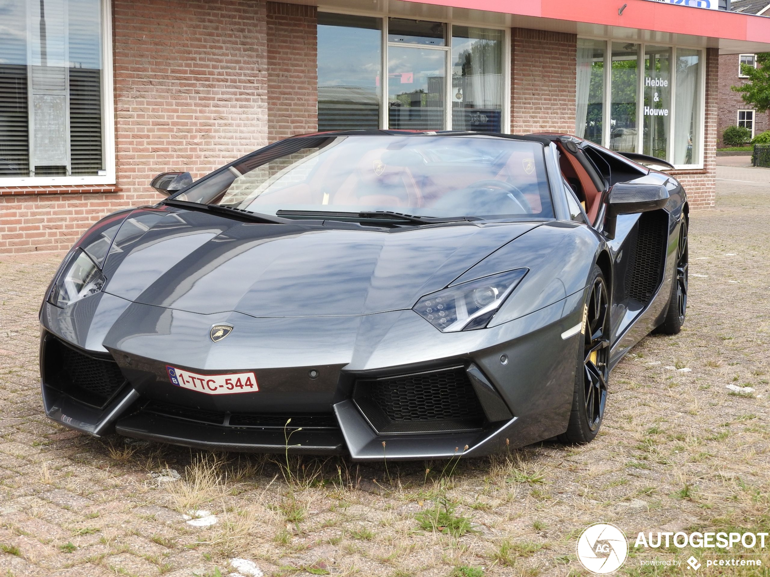 Lamborghini Aventador LP700-4 Roadster