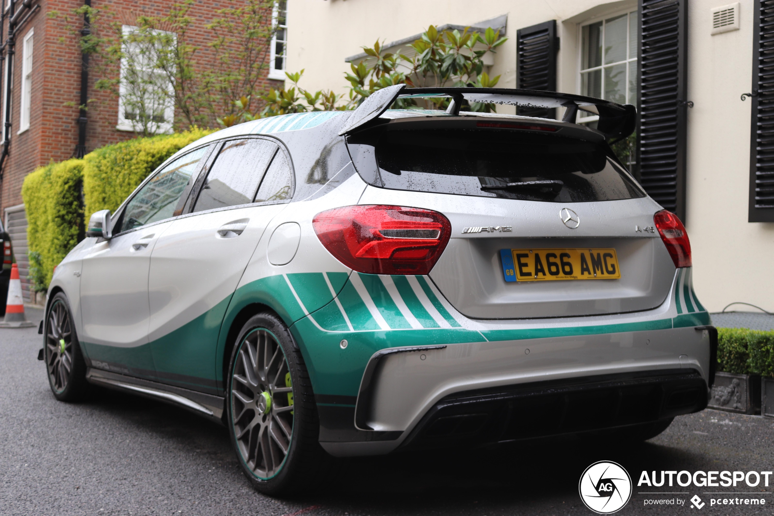 Mercedes-AMG A 45 W176 Petronas 2015 World Champions Edition