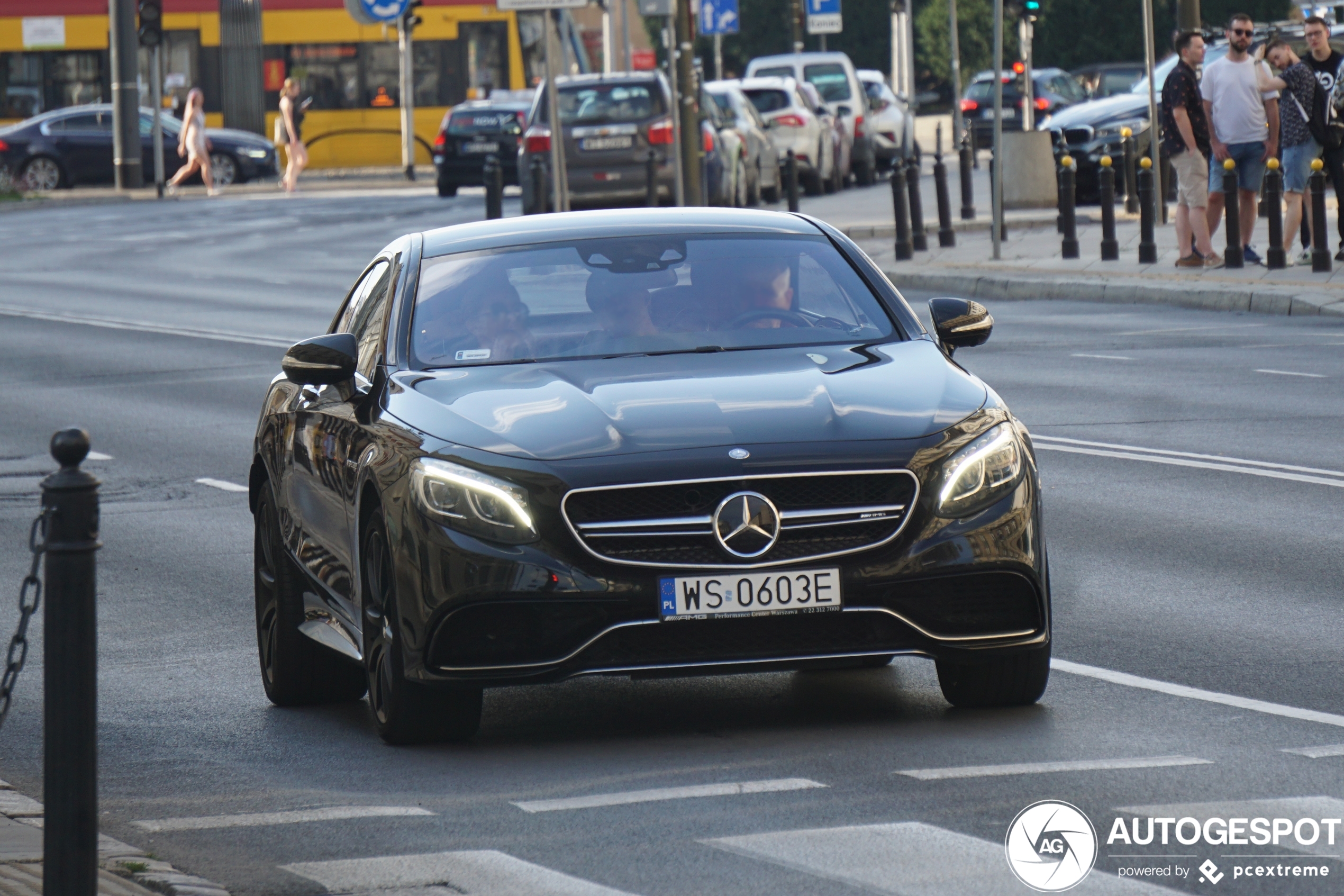 Mercedes-AMG S 63 Coupé C217