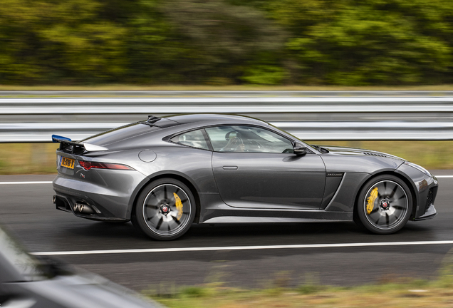 Jaguar F-TYPE SVR Coupé 2017