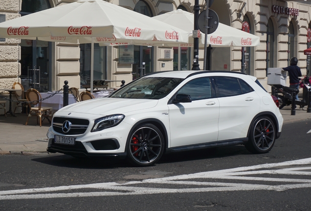 Mercedes-AMG GLA 45 X156