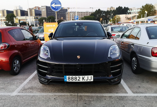 Porsche 95B Macan Turbo