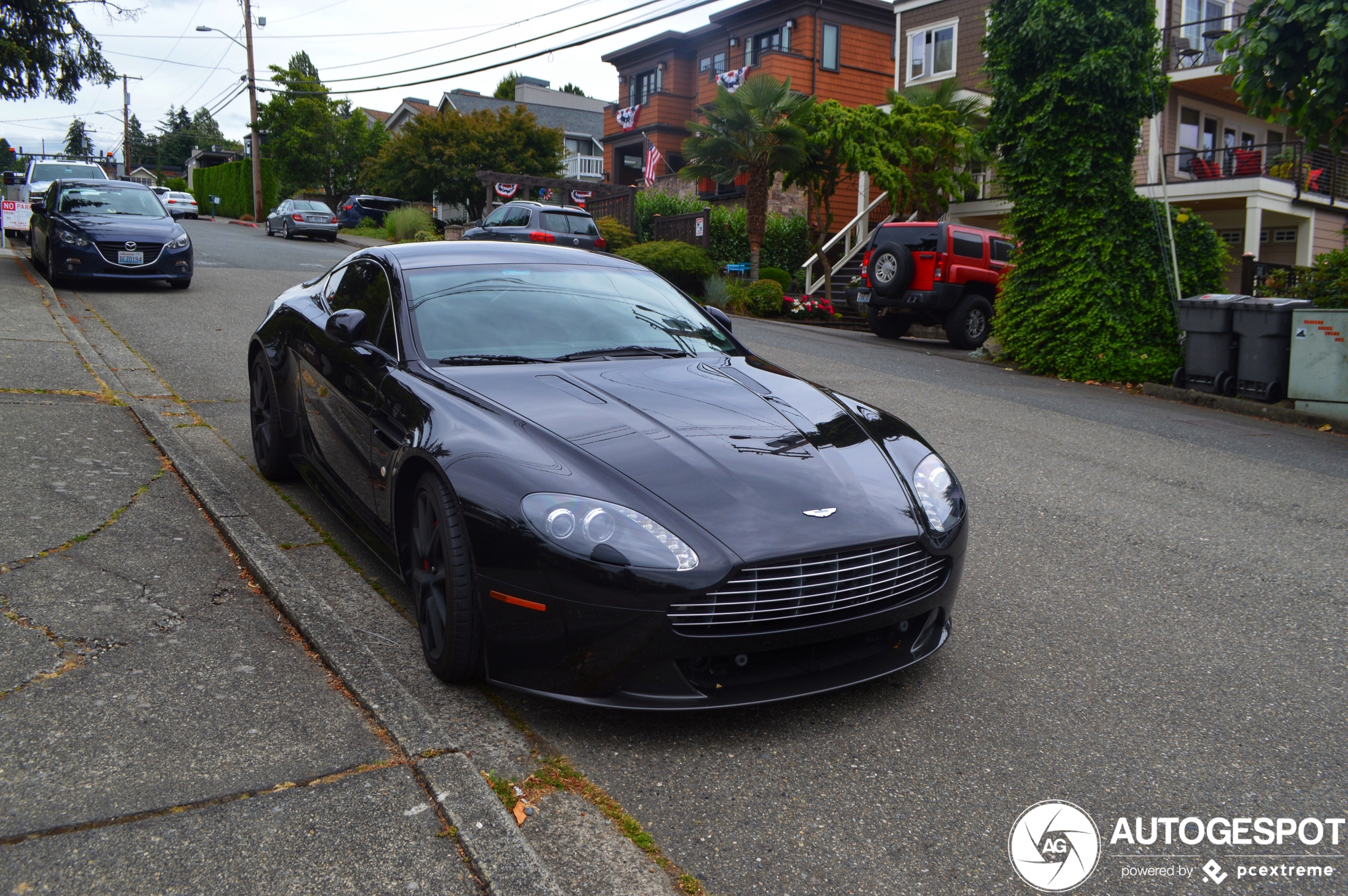 Aston Martin V8 Vantage S