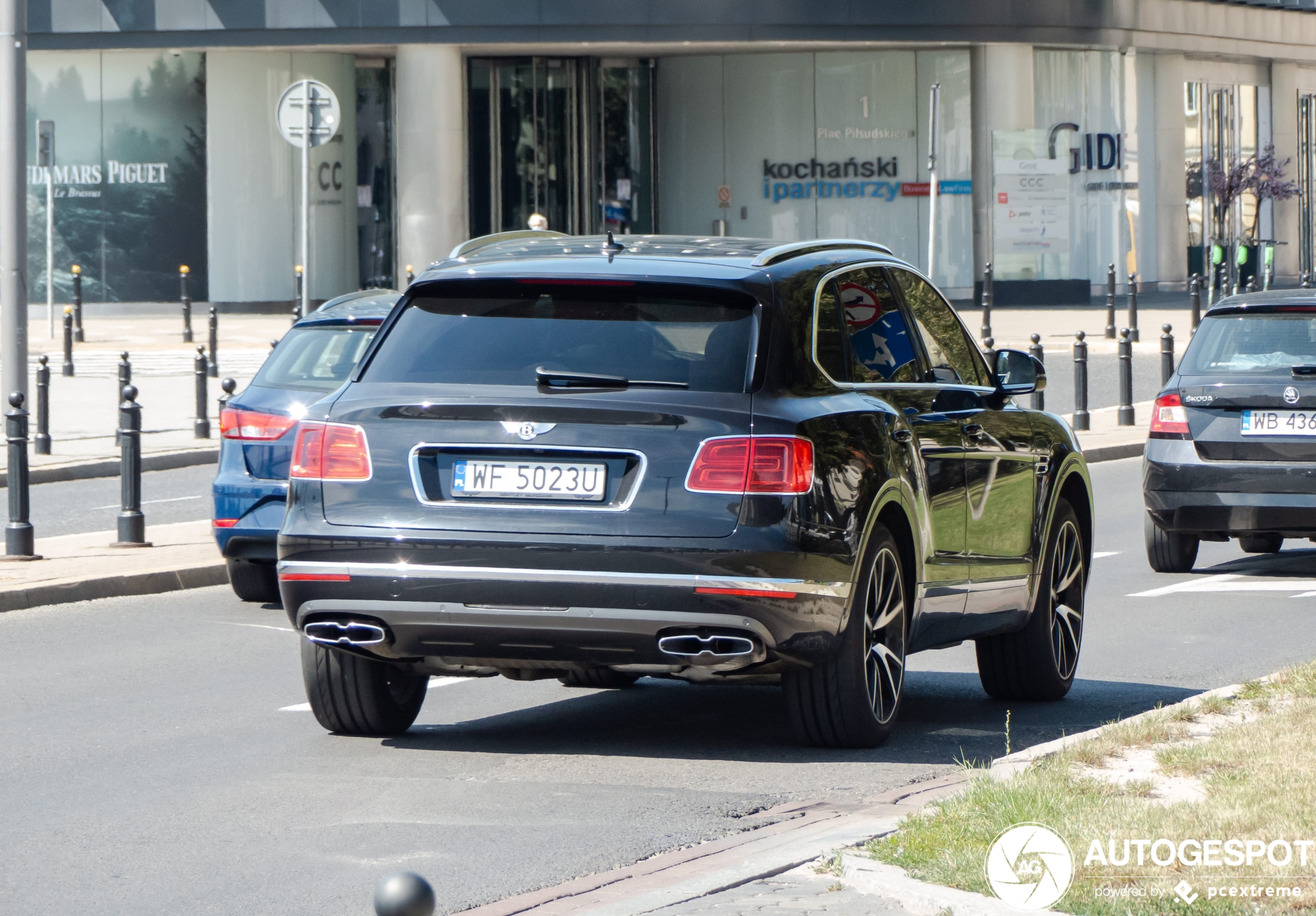 Bentley Bentayga V8