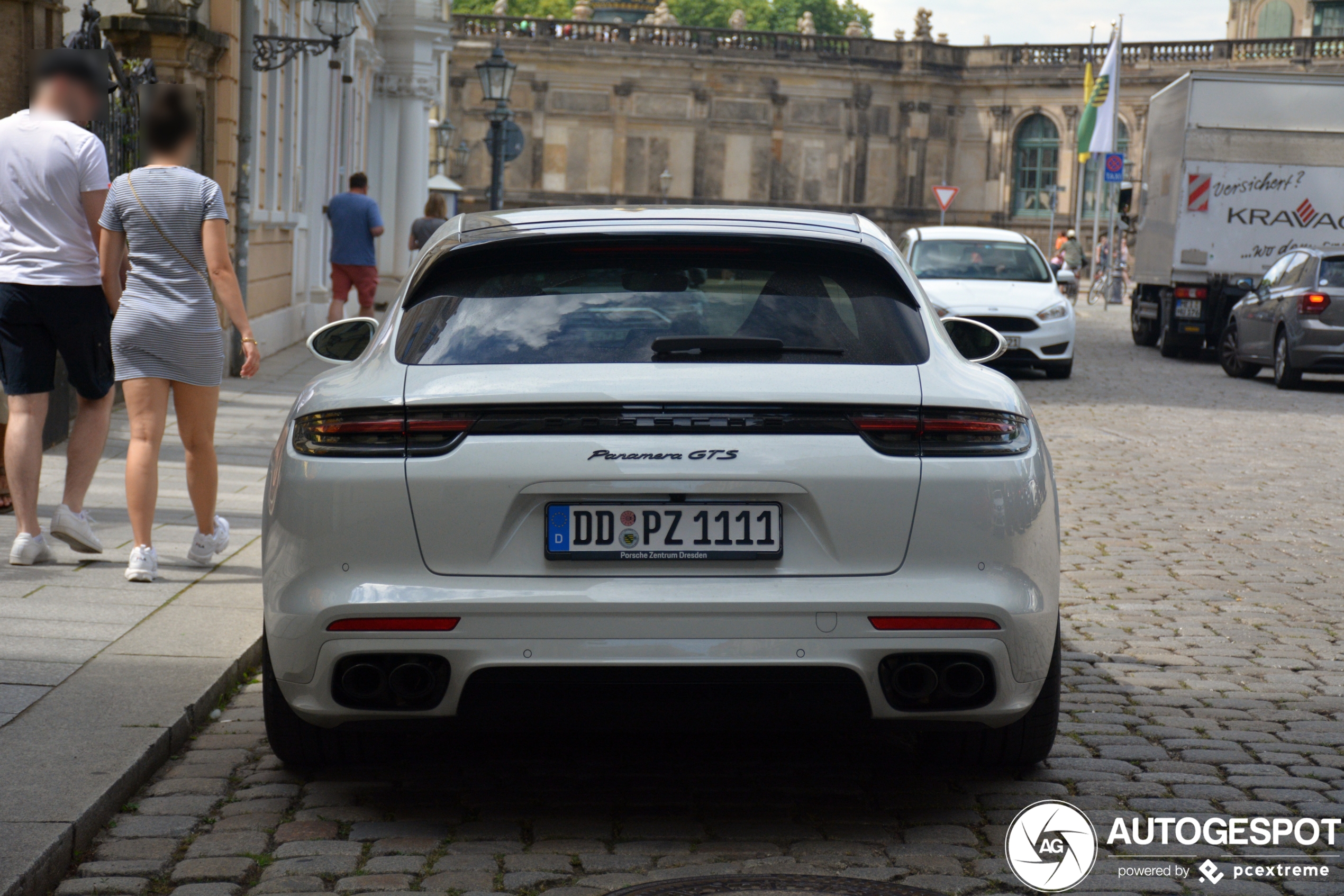 Porsche 971 Panamera GTS Sport Turismo