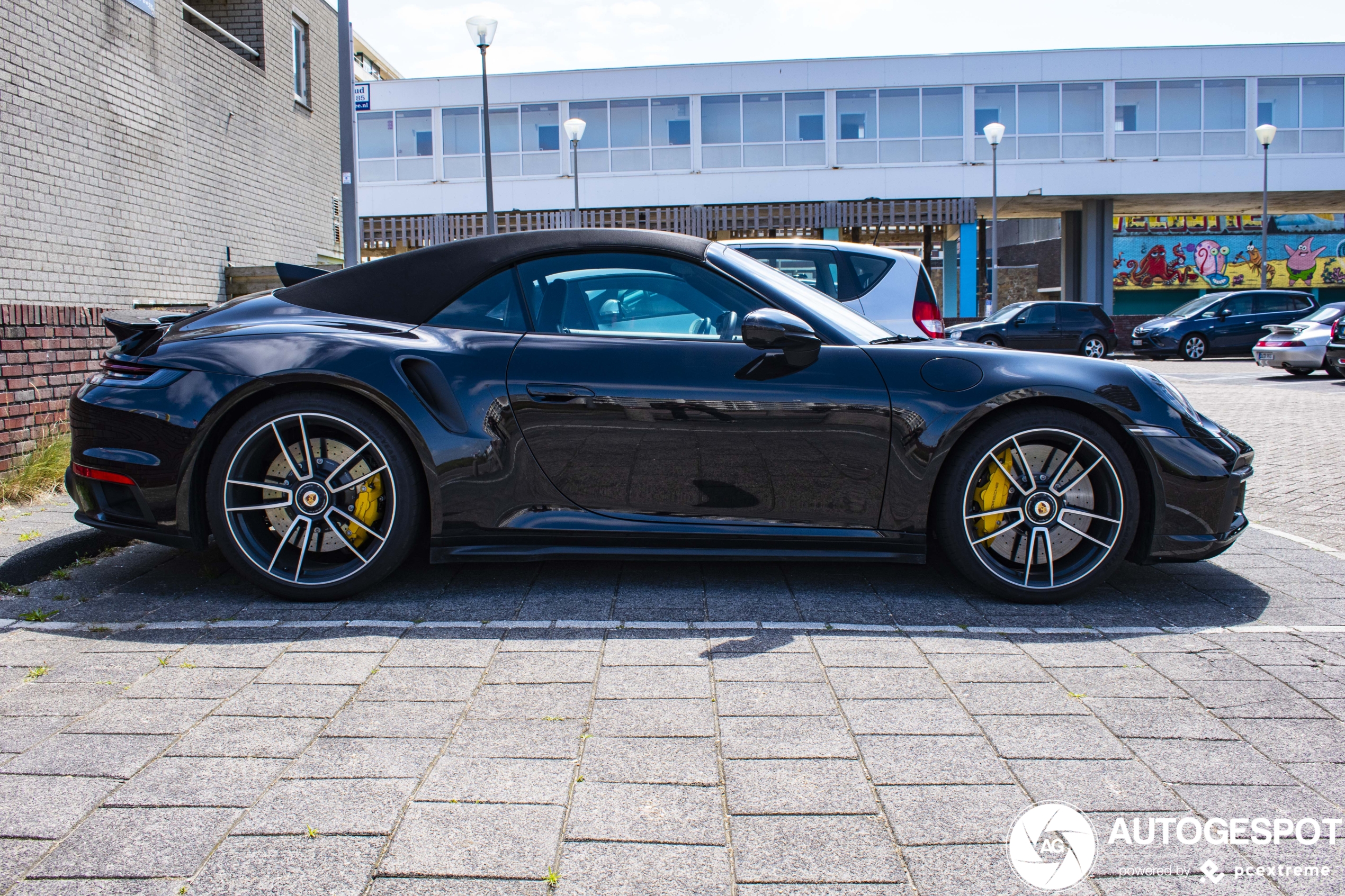 Porsche 992 Turbo S Cabriolet