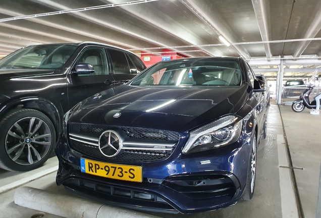 Mercedes-AMG A 45 W176 2015