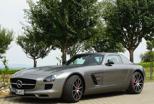 Mercedes-Benz SLS AMG GT