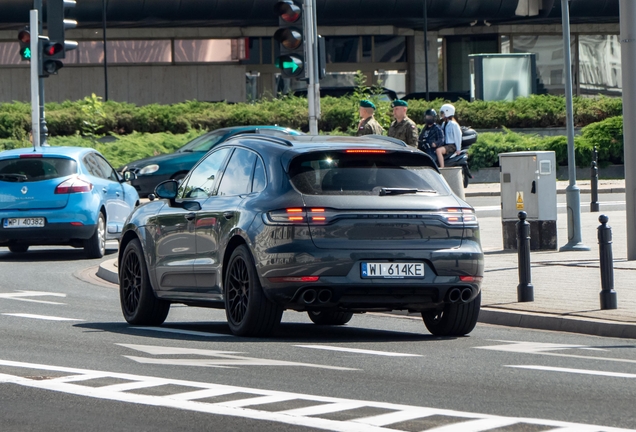 Porsche 95B Macan GTS MkII