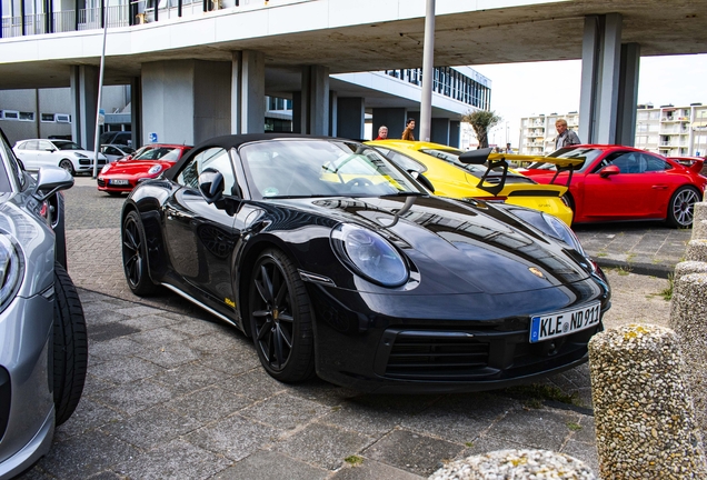 Porsche 992 Carrera 4S Cabriolet