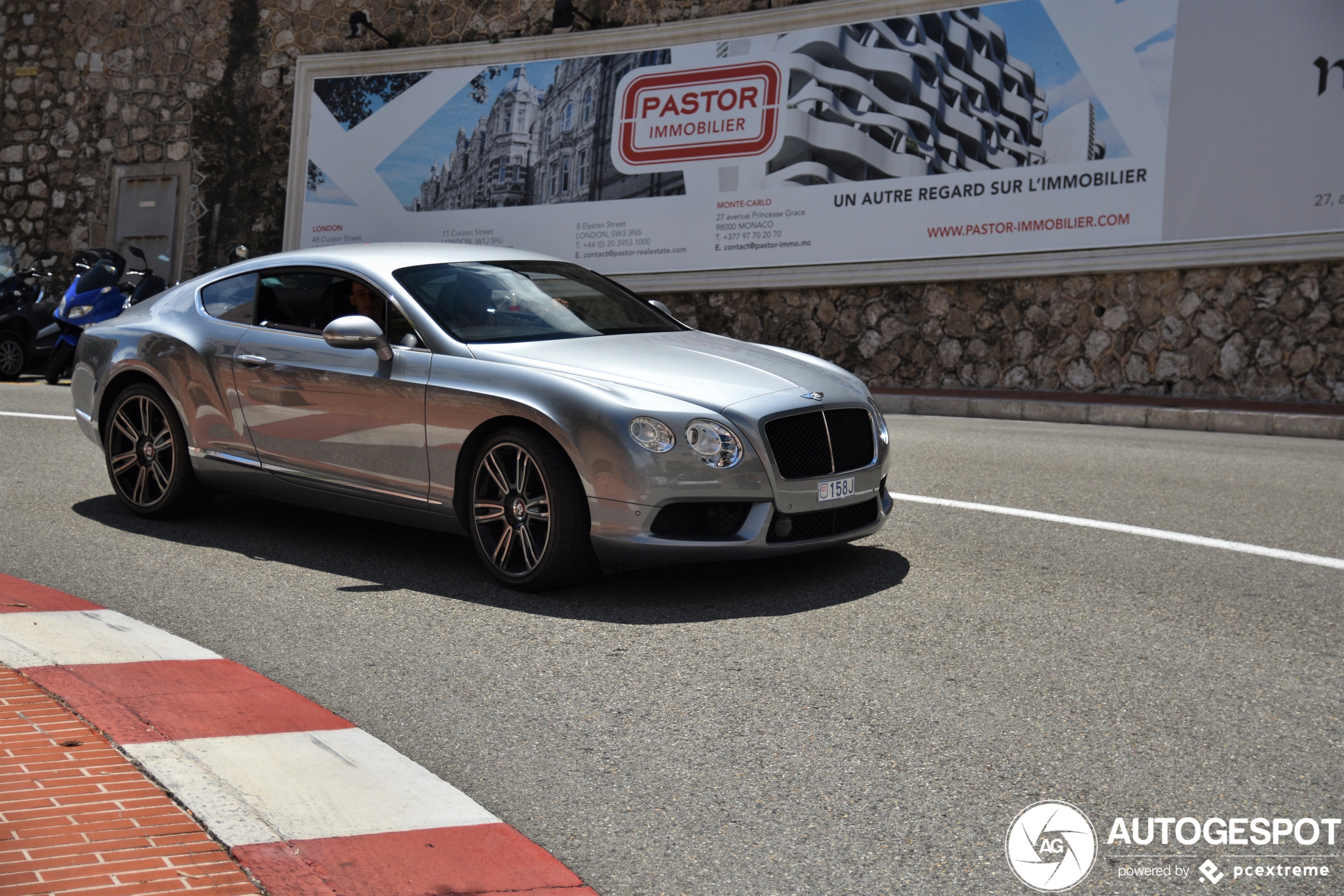 Bentley Continental GT V8