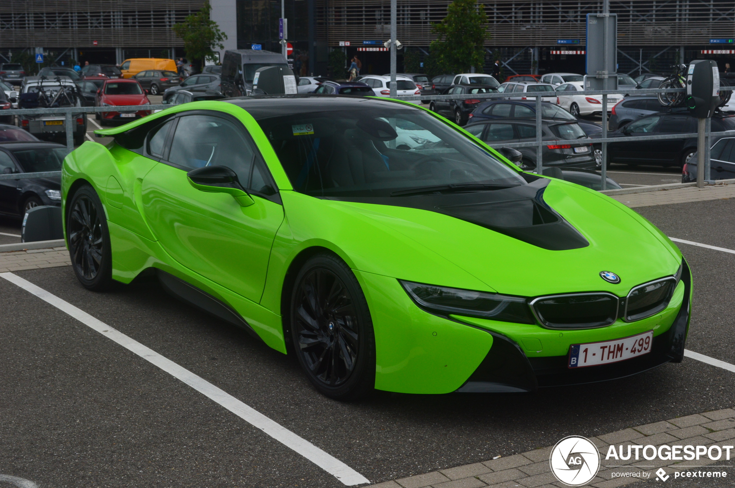 BMW i8