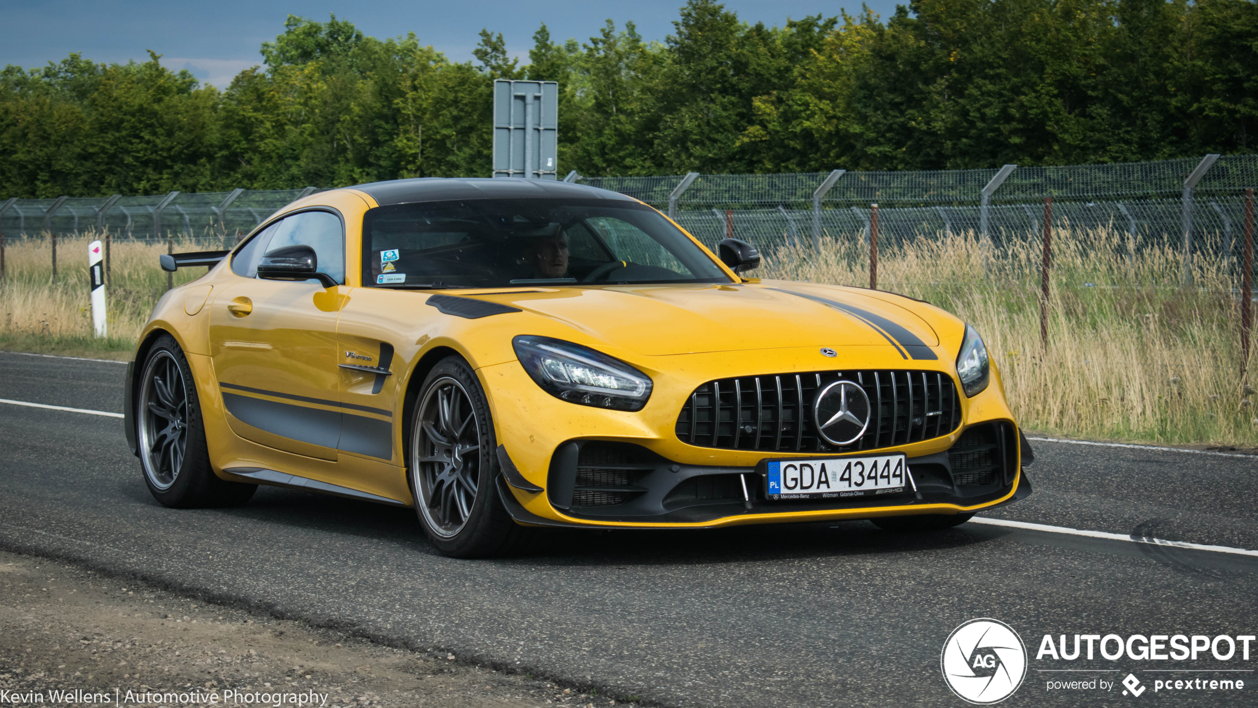 Mercedes-AMG GT R Pro C190