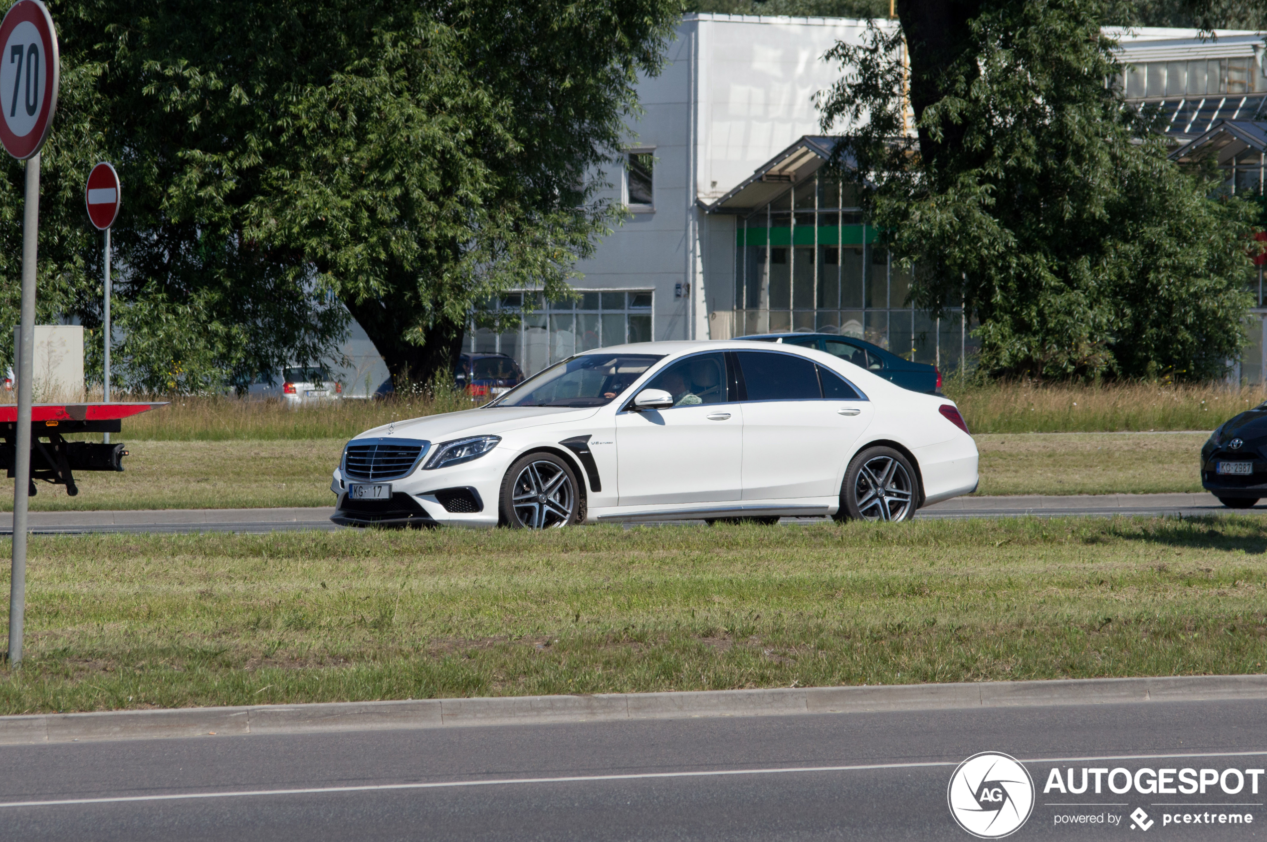 Mercedes-AMG S 63 V222