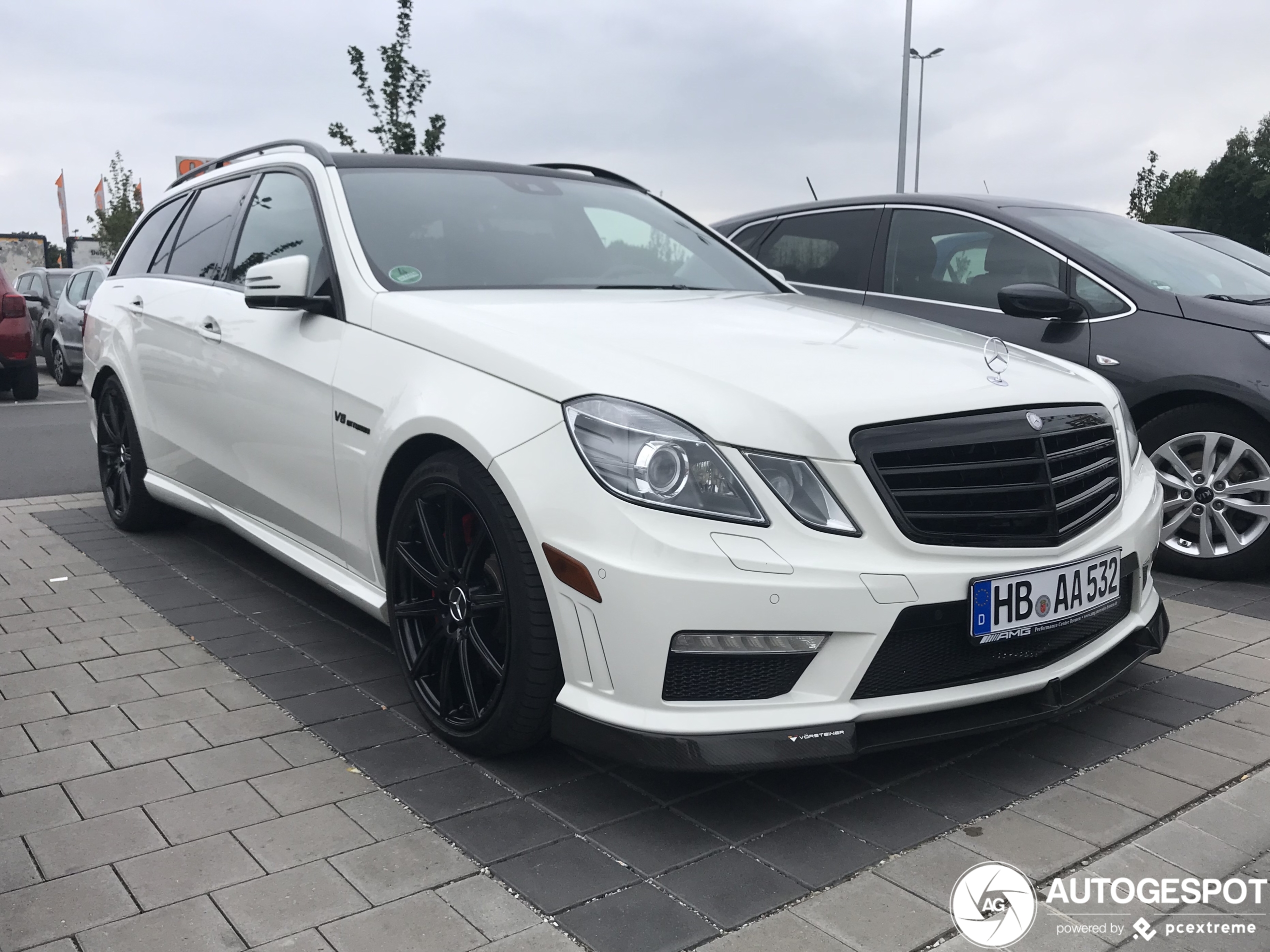 Mercedes-Benz E 63 AMG S212 V8 Biturbo