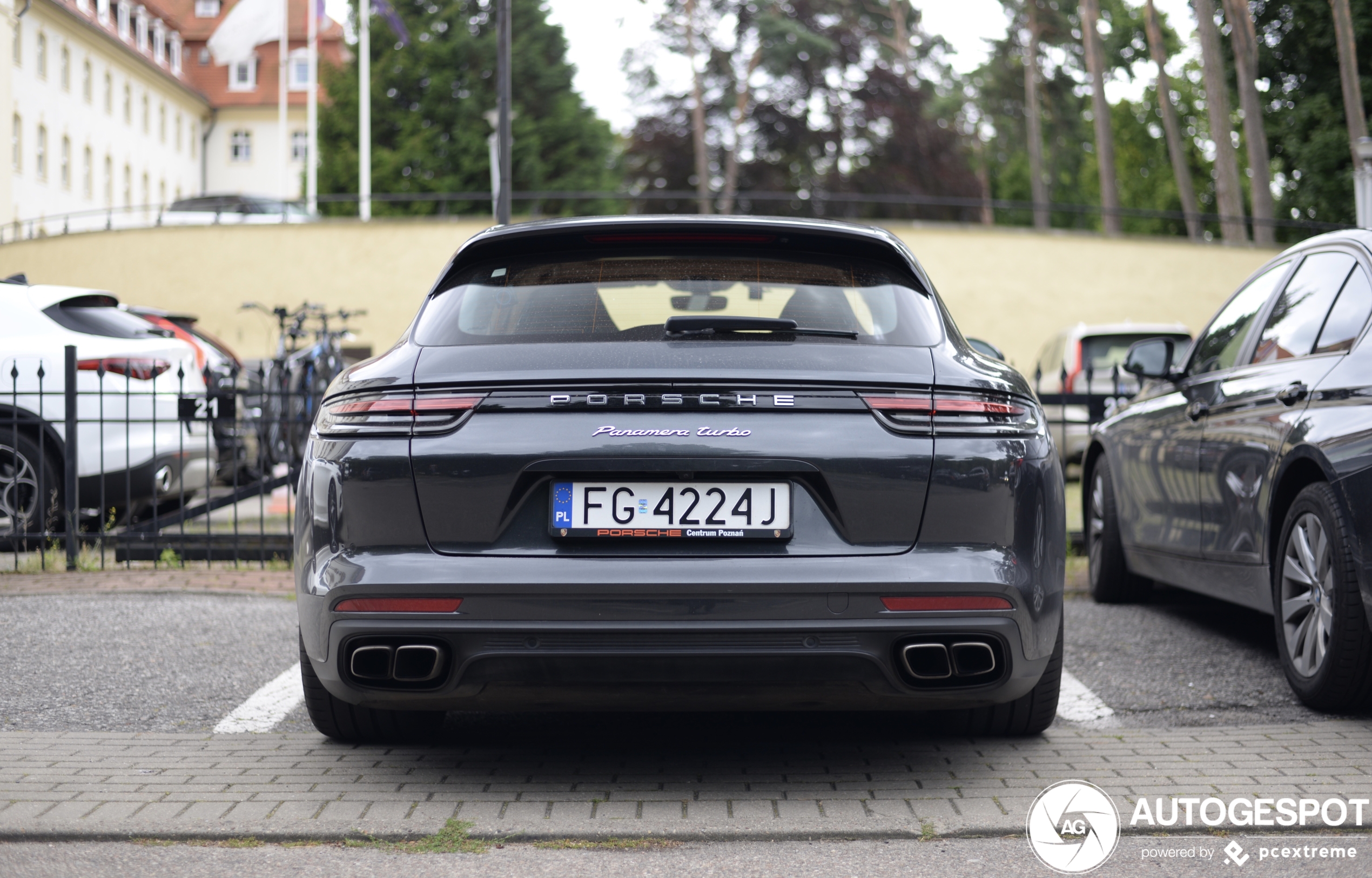 Porsche 971 Panamera Turbo Sport Turismo