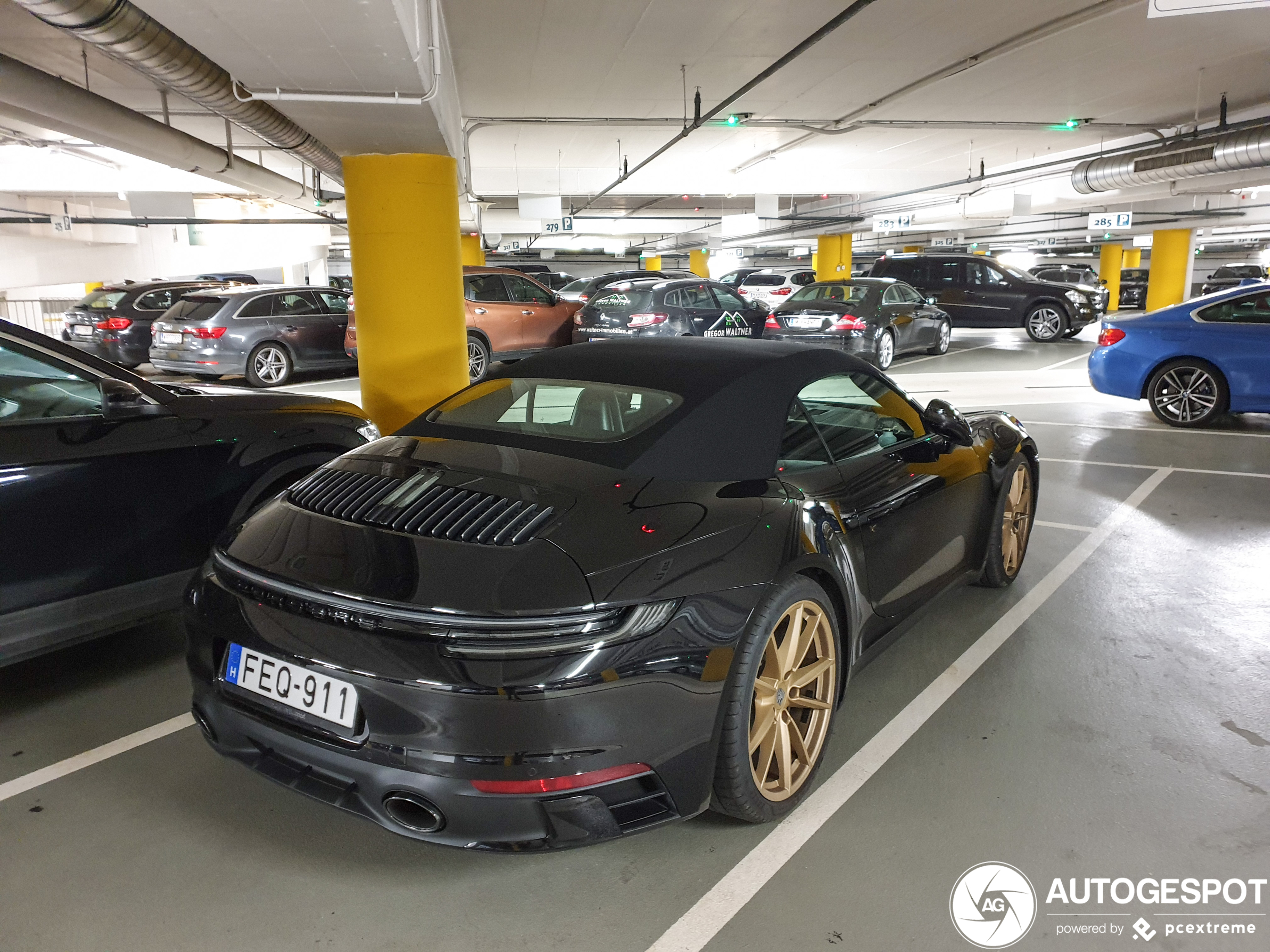 Porsche 992 Carrera 4S Cabriolet