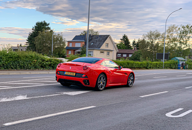 Ferrari California