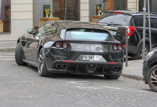 Ferrari GTC4Lusso