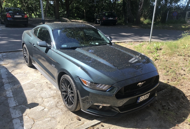 Ford Mustang GT 2015