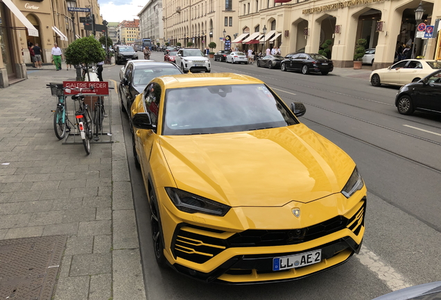 Lamborghini Urus