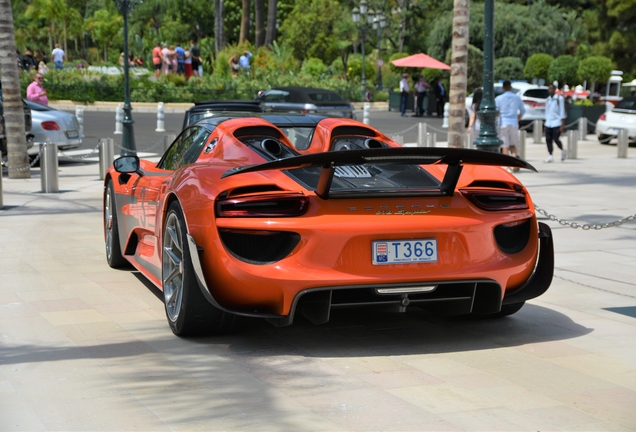 Porsche 918 Spyder Weissach Package