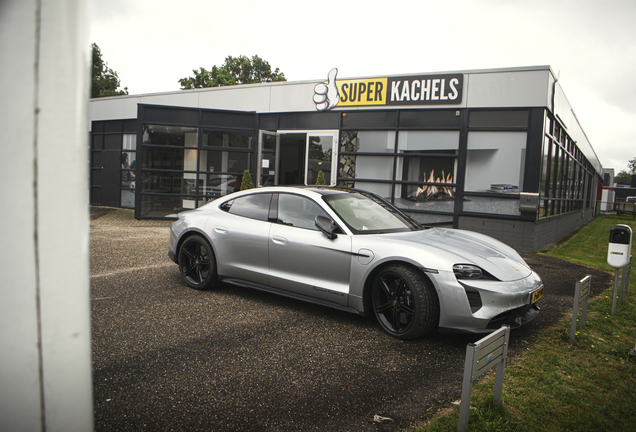 Porsche Taycan Turbo S