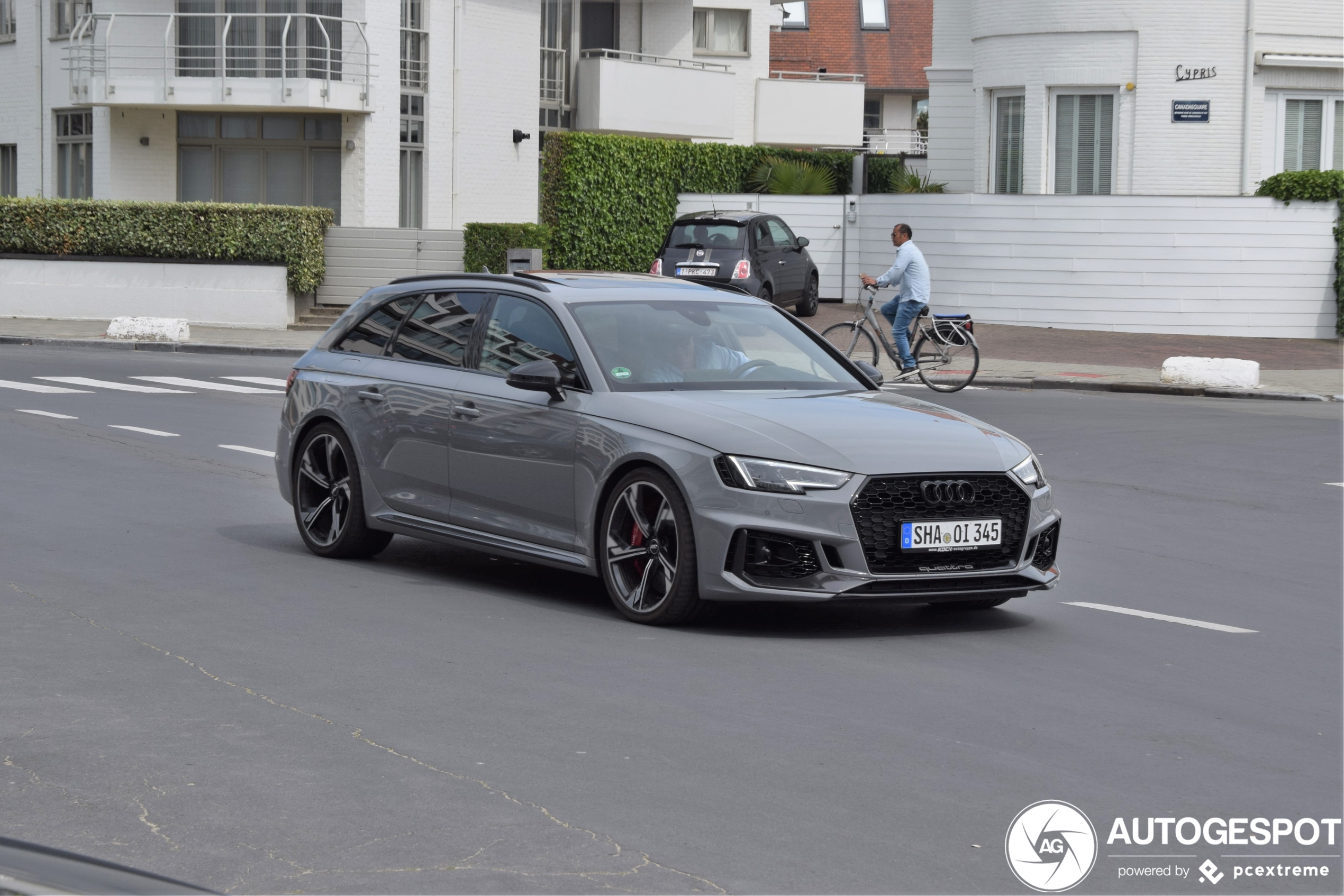 Audi RS4 Avant B9