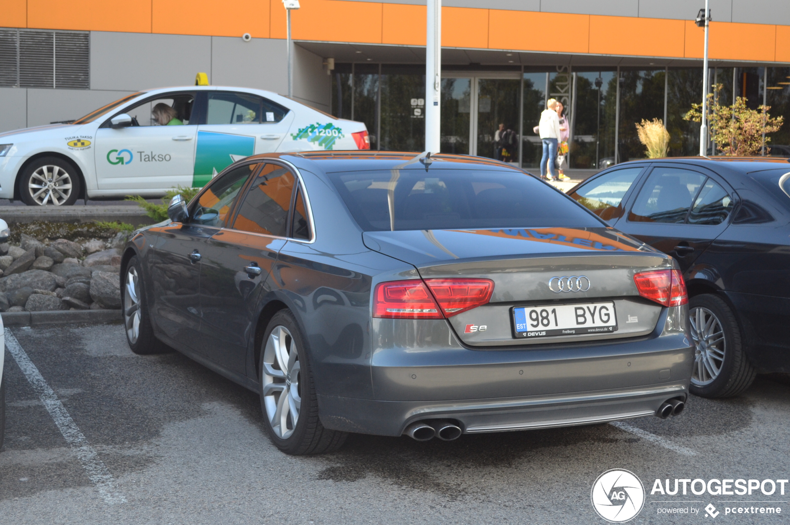 Audi S8 D4