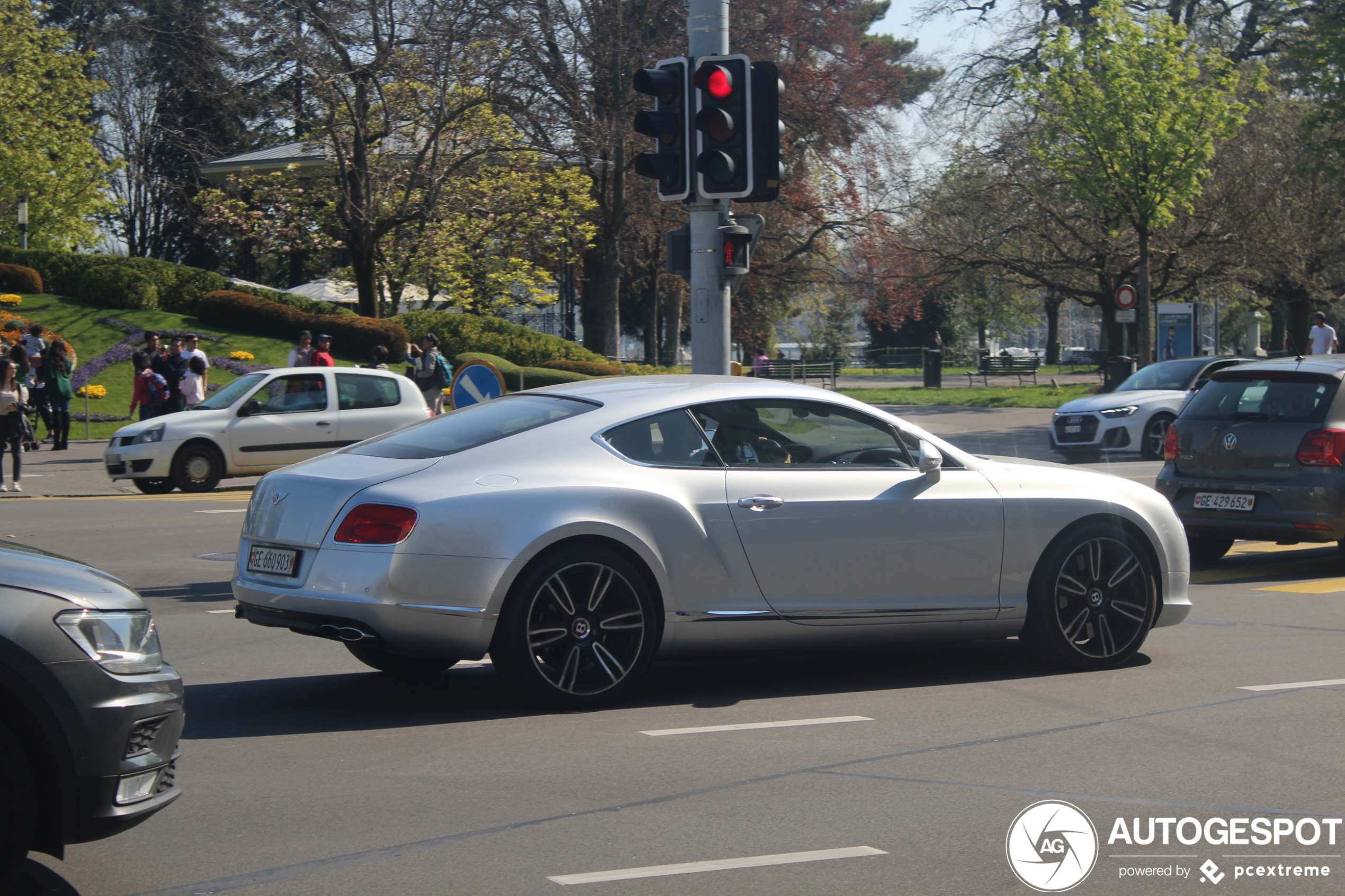 Bentley Continental GT V8