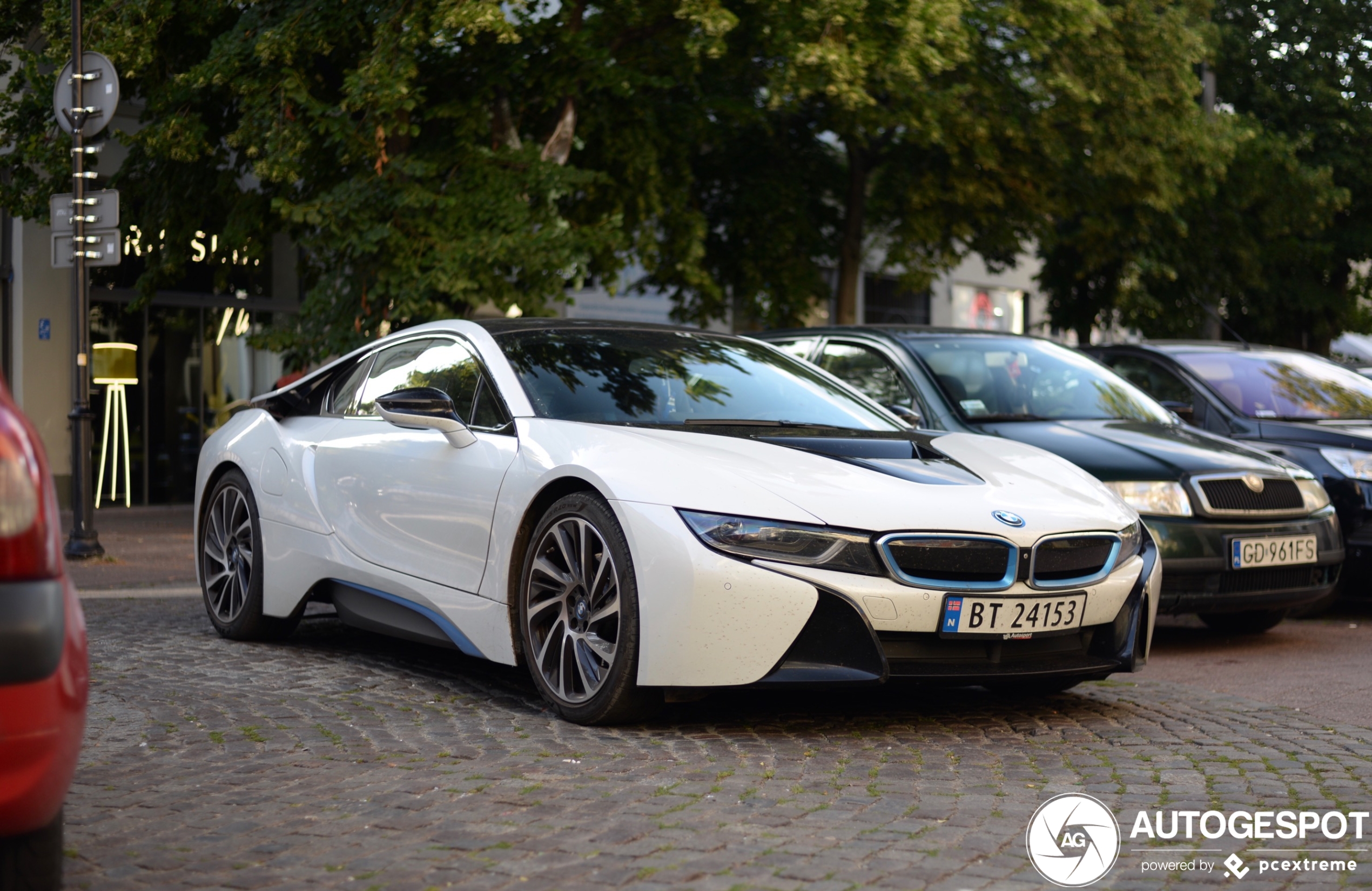 BMW i8