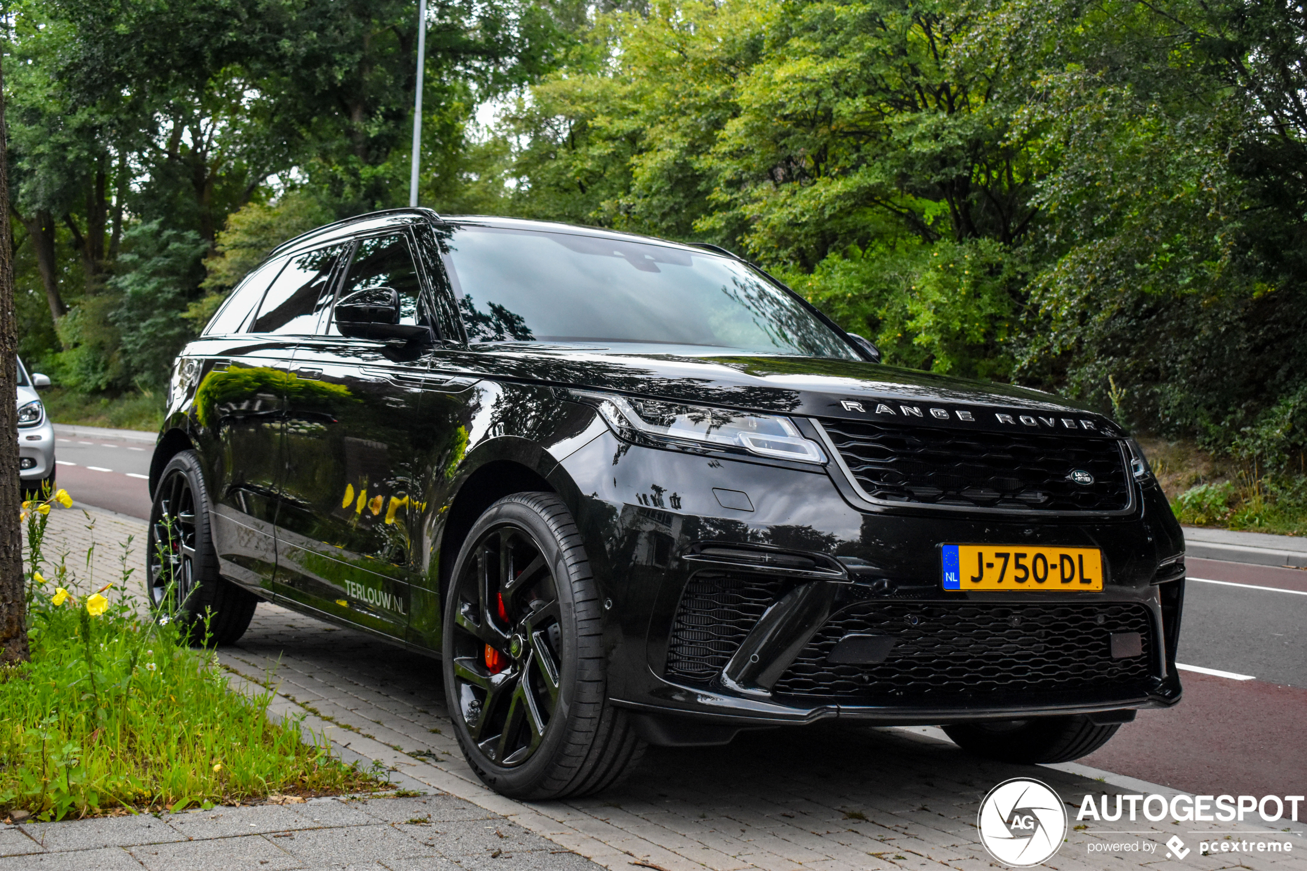 Land Rover Range Rover Velar SVAutobiography