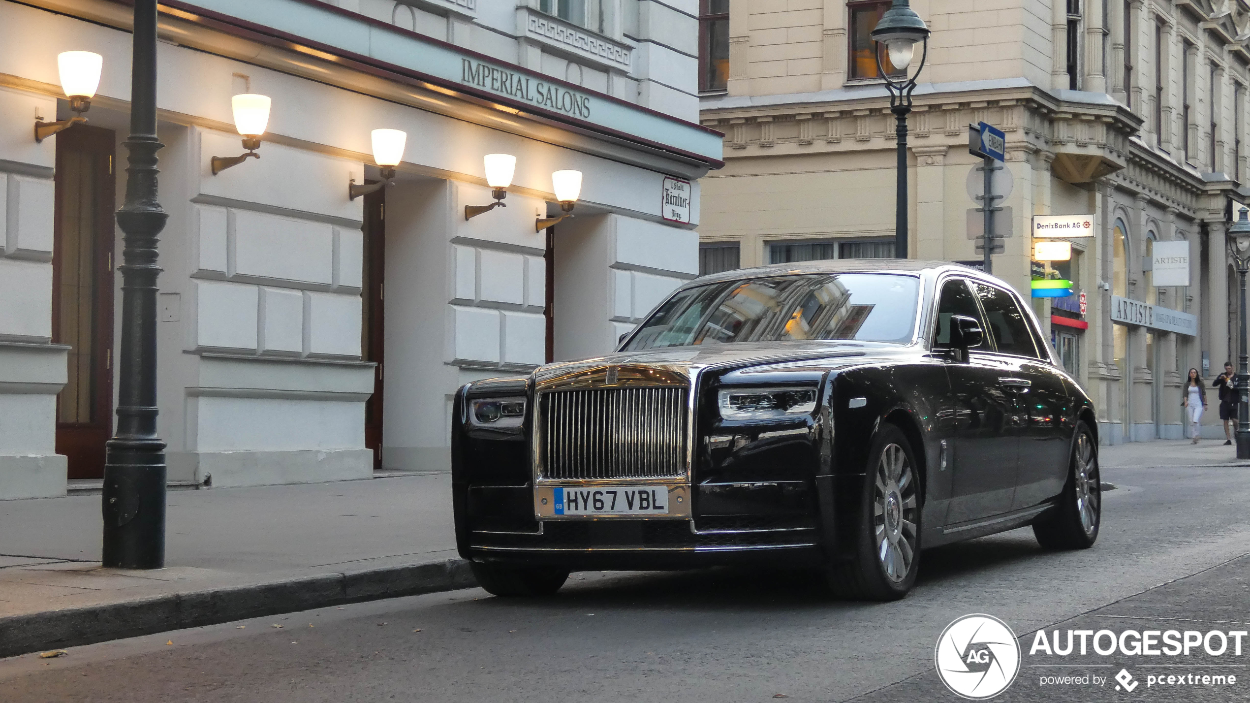 Rolls-Royce Phantom VIII EWB