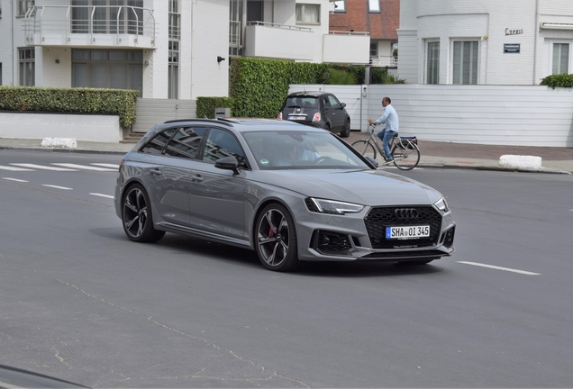 Audi RS4 Avant B9