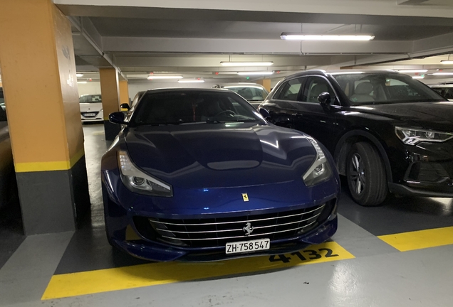 Ferrari GTC4Lusso