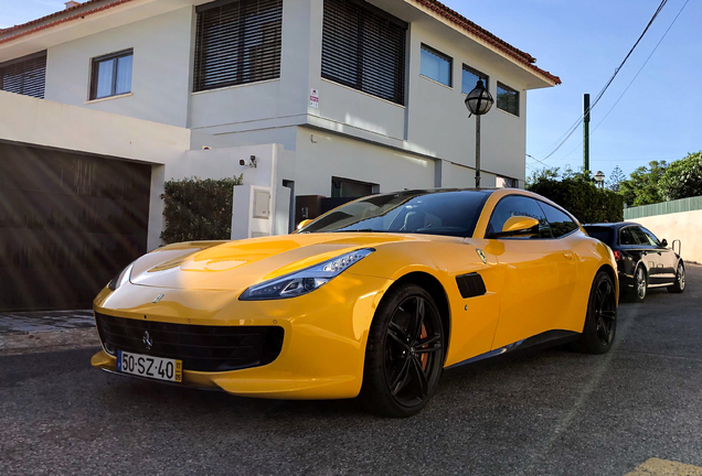 Ferrari GTC4Lusso