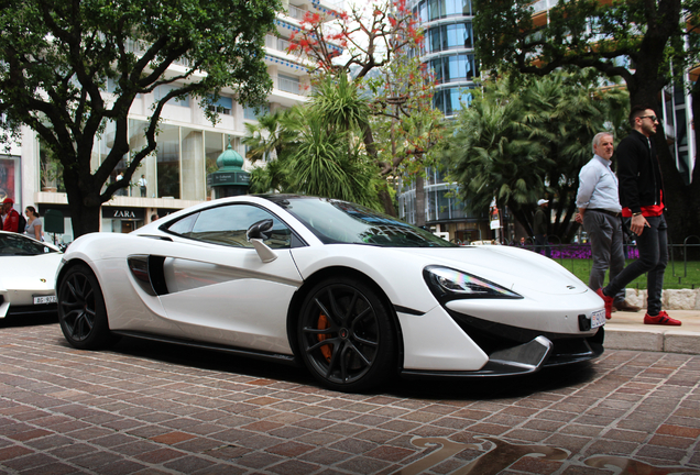 McLaren 570GT