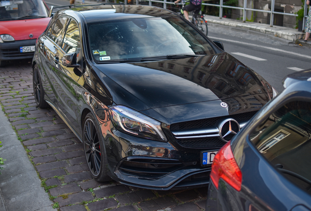 Mercedes-AMG A 45 W176 2015